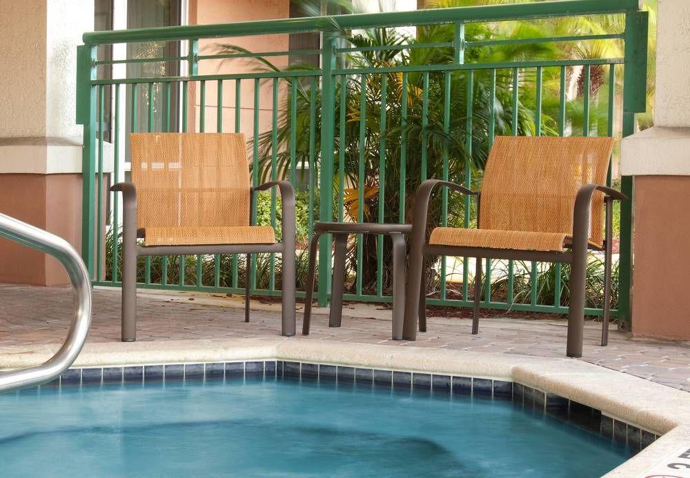 Courtyard By Marriott Fort Lauderdale Weston Exterior photo