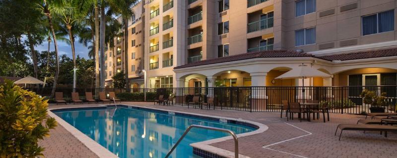 Courtyard By Marriott Fort Lauderdale Weston Exterior photo